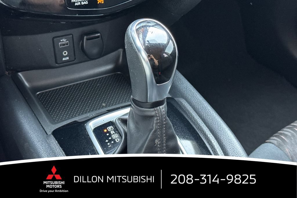 Used 2017 Nissan Rogue SV AWD/4WD image 21