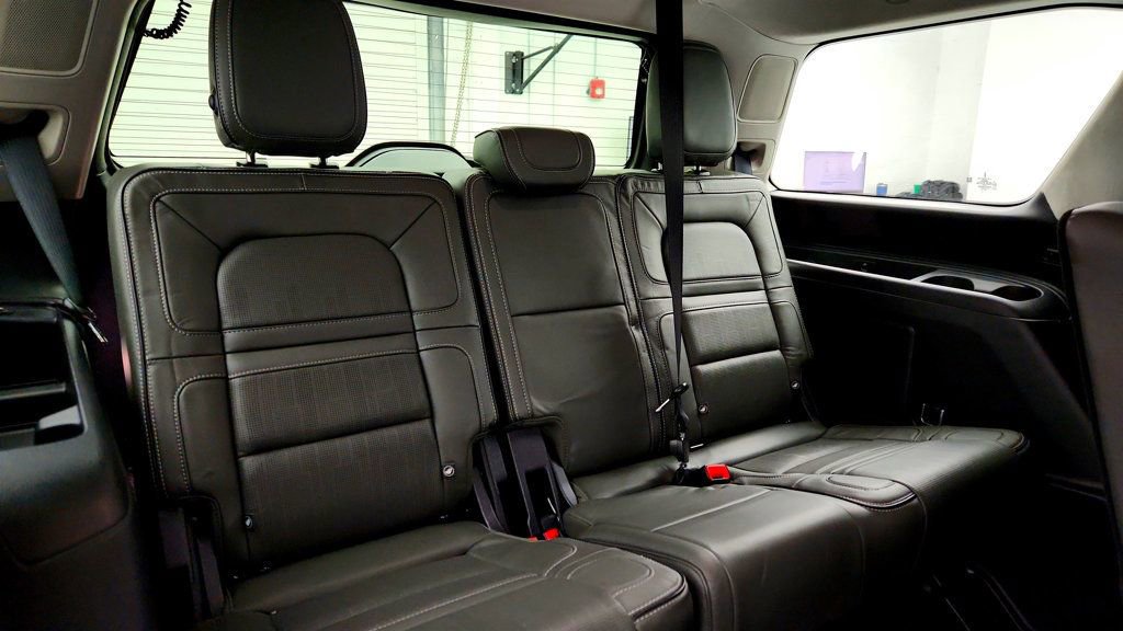 Used 2022 Lincoln Navigator Black Label AWD/4WD image 23