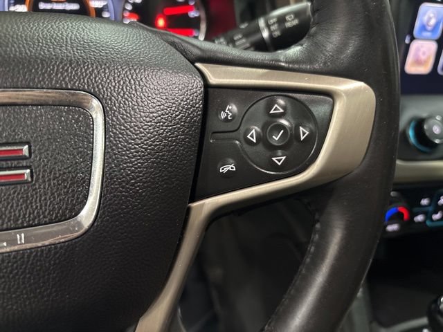 Used 2017 GMC Acadia Denali w/ Technology Package FWD image 29