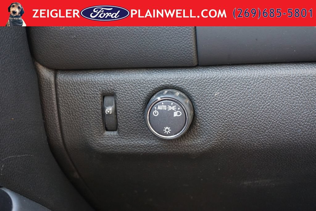Used 2022 Chevrolet Colorado LT w/ Fleet Safety Package RWD image 26