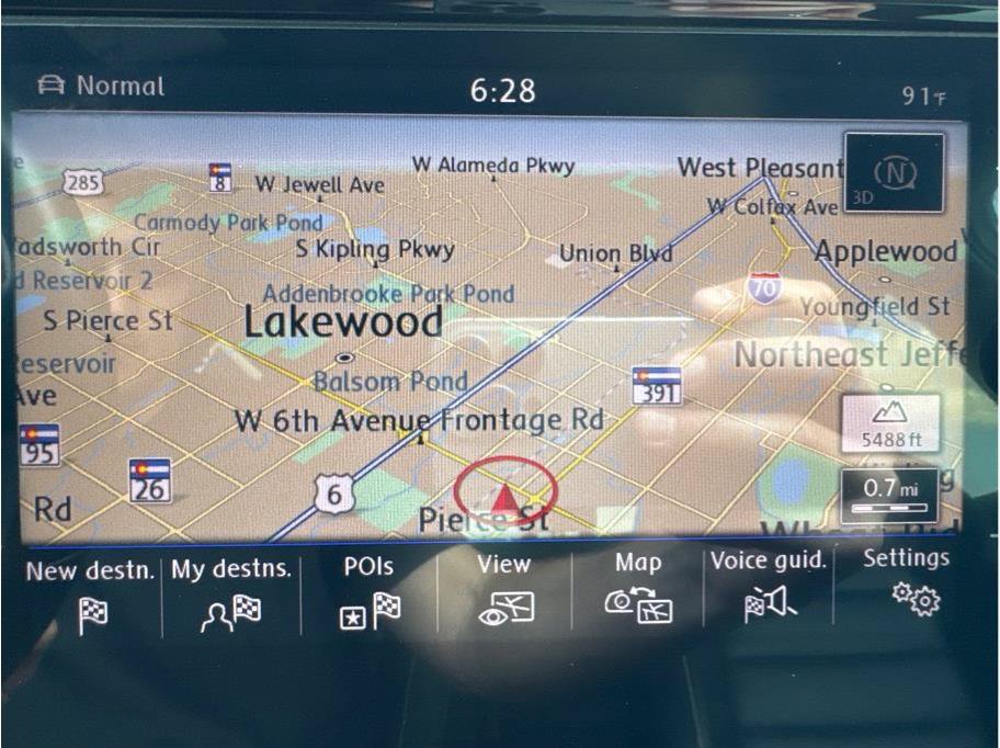 Used 2019 Volkswagen Golf R 4-Door AWD/4WD image 27