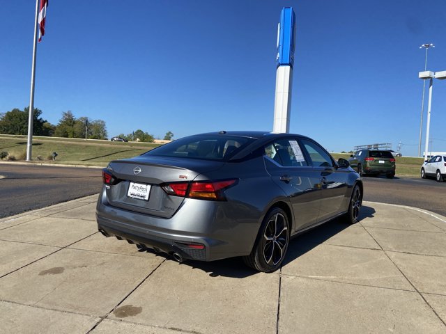 Used 2025 Nissan Altima 2.5 SR FWD image 4