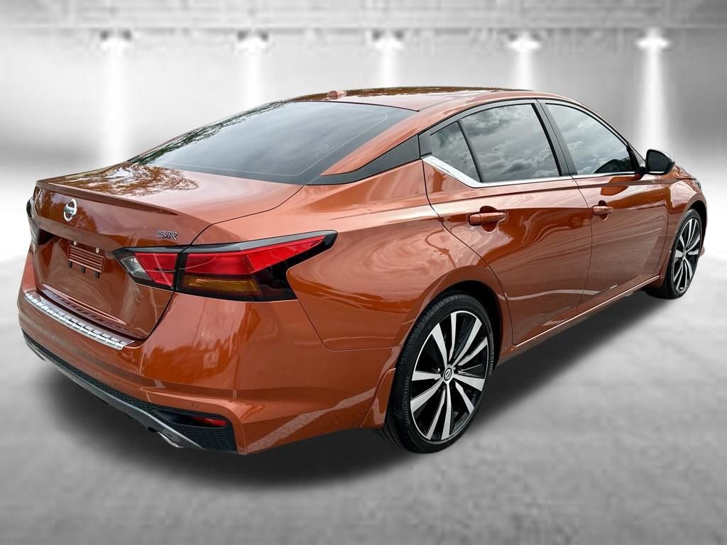 Certified 2021 Nissan Altima 2.5 SR FWD image 6
