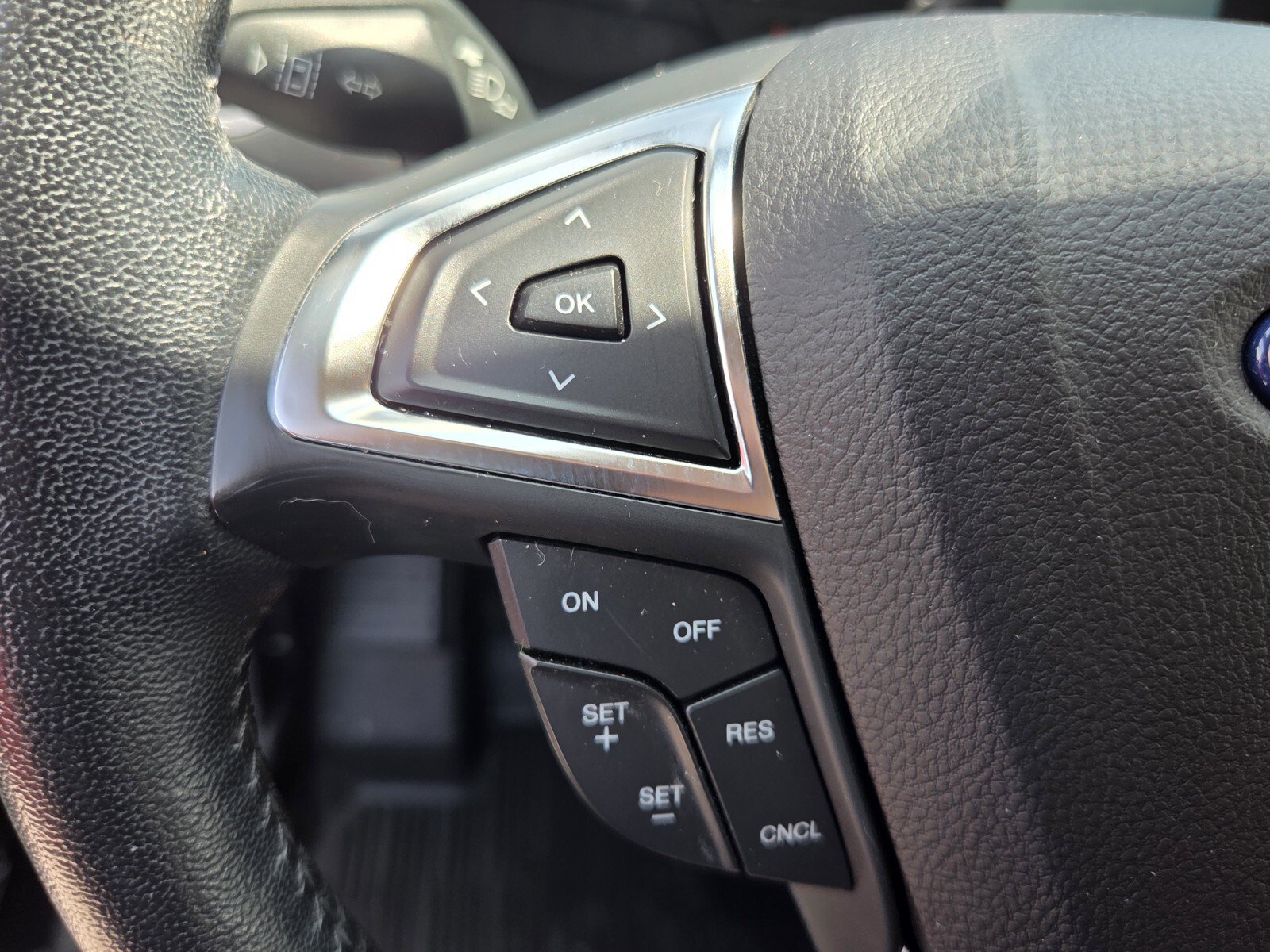 Used 2023 Ford Edge SEL w/ Convenience Package AWD/4WD image 22