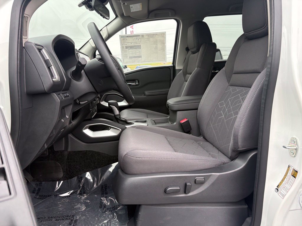 New 2027 Nissan Frontier SV RWD image 18