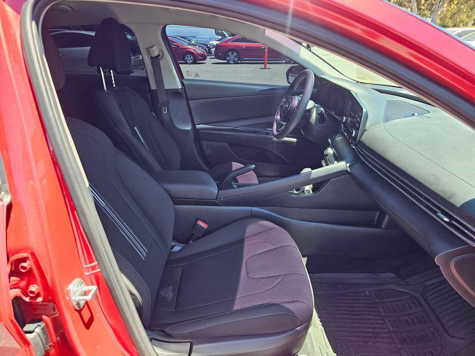 Used 2022 Hyundai Elantra SEL w/ Cargo Package FWD image 10