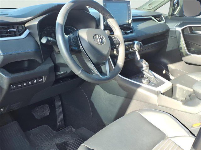 Used 2022 Toyota RAV4 XSE image 15