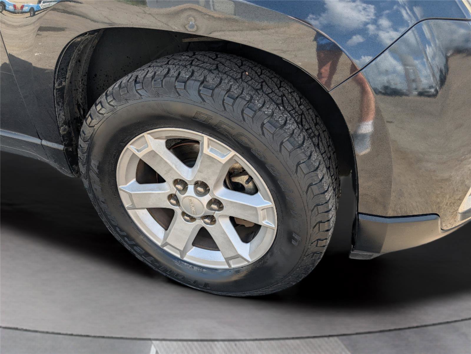 Used 2014 GMC Acadia SLE FWD image 37