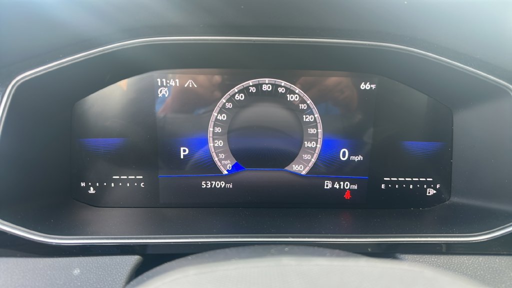 Used 2025 Volkswagen Jetta Sport FWD image 27