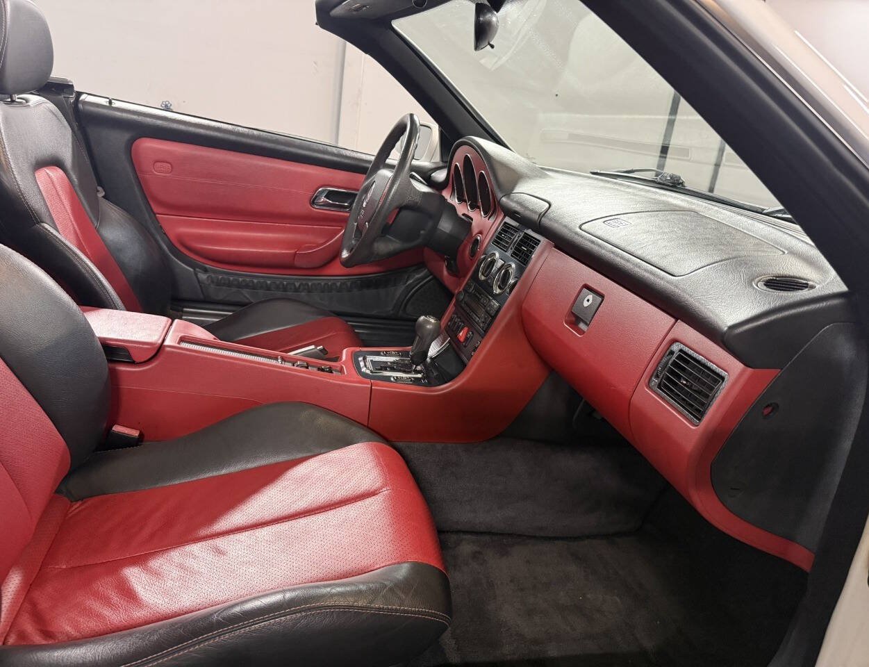 Used 1998 Mercedes-Benz SLK 230 image 11