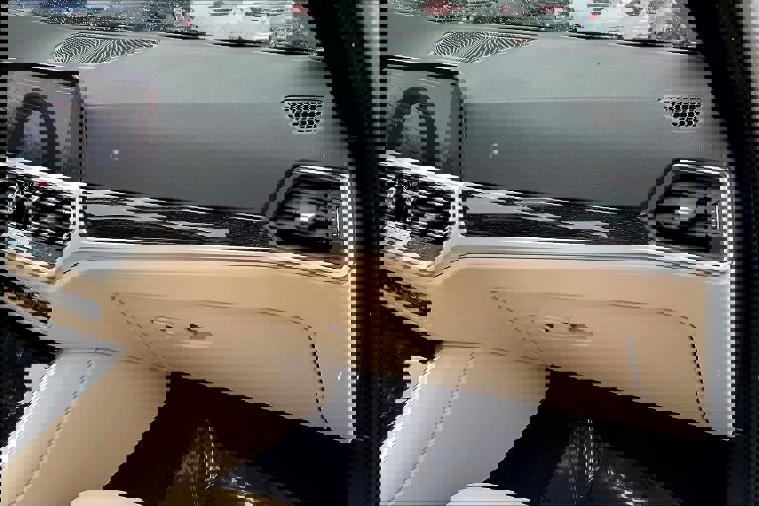 Used 2022 BMW 330i xDrive Sedan w/ Premium Package image 18