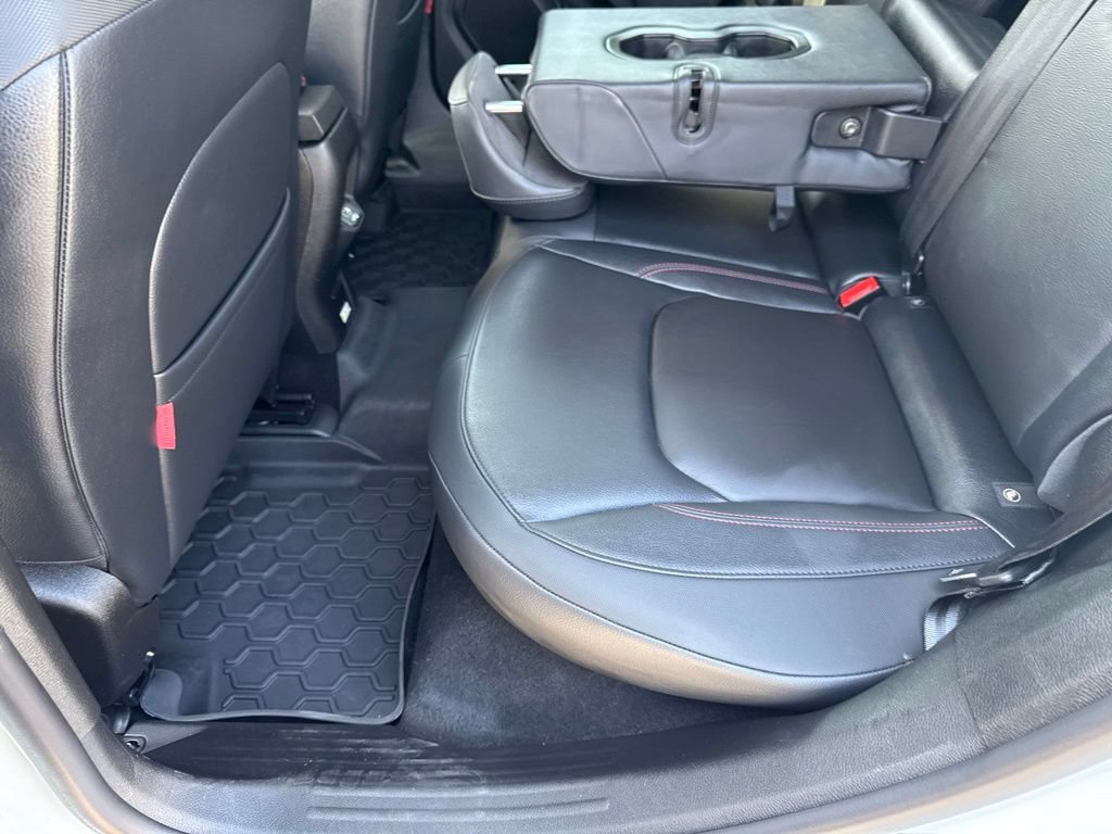 Used 2022 Jeep Renegade Trailhawk AWD/4WD image 34