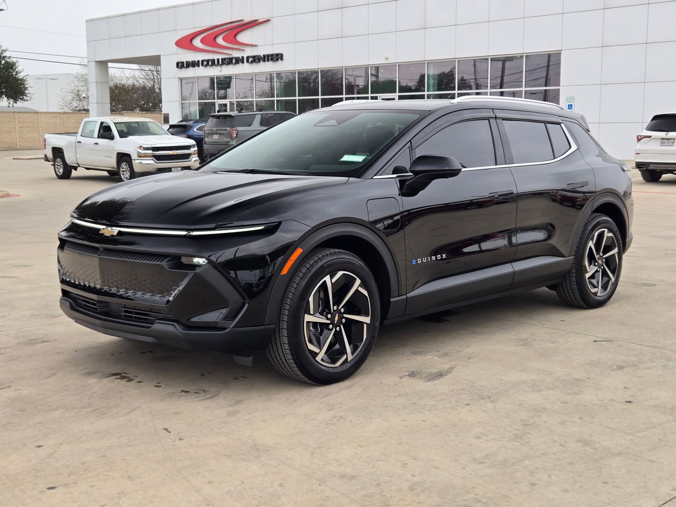 Used 2026 Chevrolet Equinox EV LT image 7