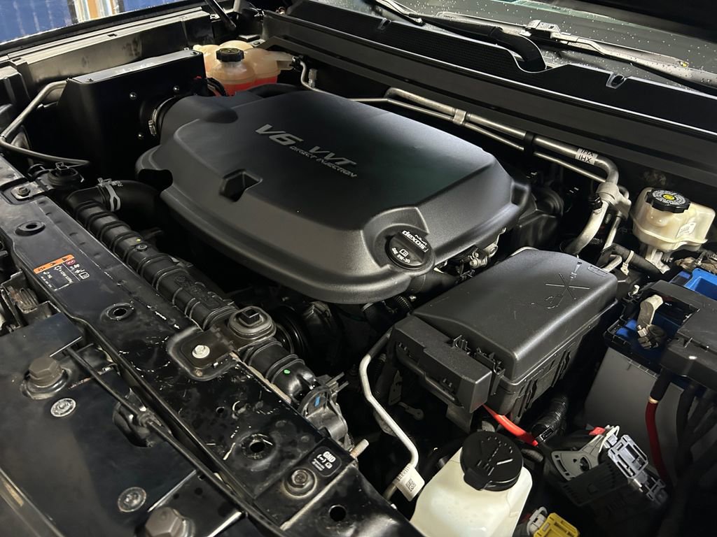 Used 2017 Chevrolet Colorado ZR2 image 30