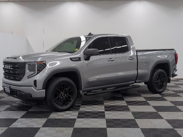 Used 2025 GMC Sierra 1500 Elevation w/ Preferred Package AWD/4WD image 3