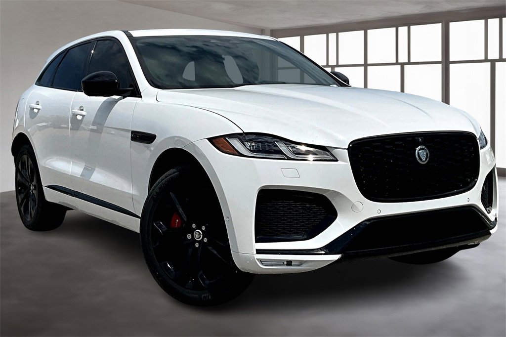 New 2026 Jaguar F-PACE R-Dynamic S image 2