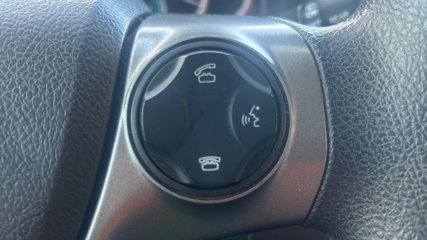 Used 2015 Toyota Venza LE AWD/4WD image 34