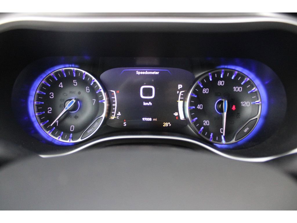 Used 2021 Chrysler Pacifica Touring w/ Cold Weather Group image 10