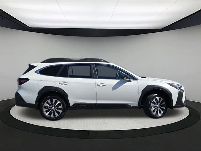 New 2025 Subaru Outback Limited image 8