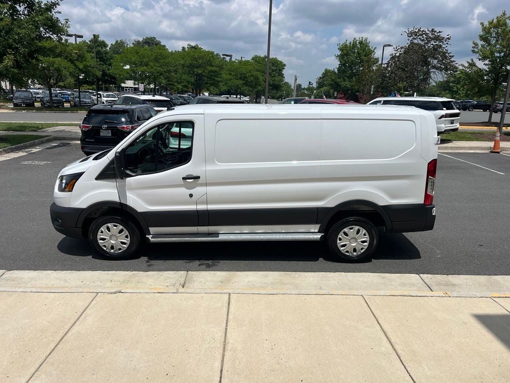 Used 2025 Ford Transit 250 Low Roof w/ Exterior Upgrade Package RWD image 4