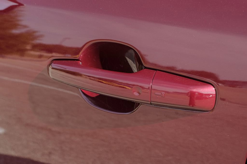 Used 2017 Jaguar F-PACE S image 47