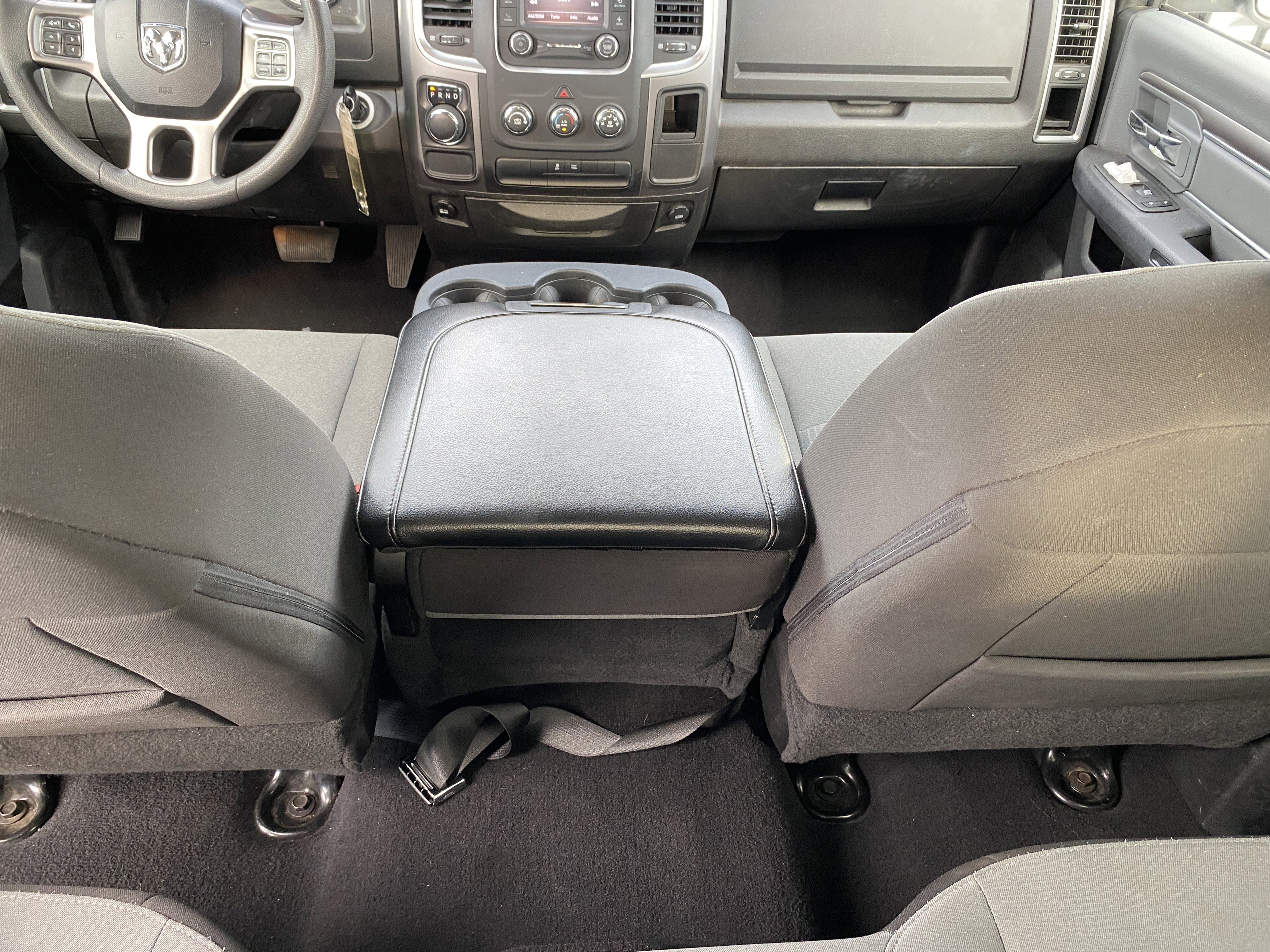 Used 2024 RAM 1500 Classic SLT image 17