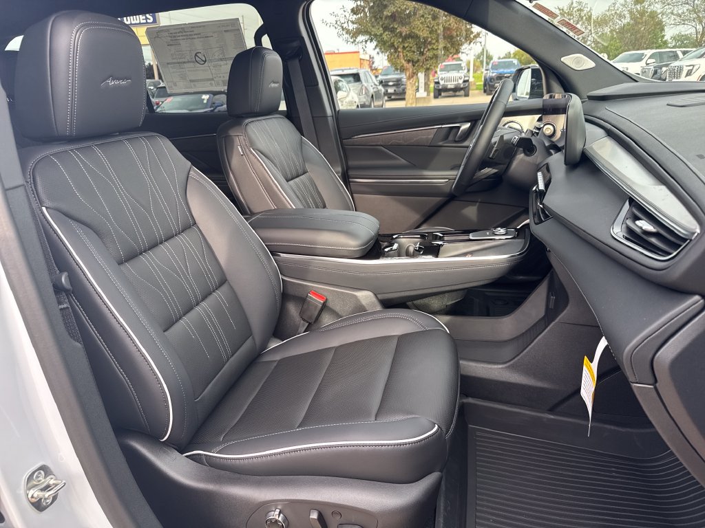 New 2027 Buick Enclave Avenir w/ LPO, Floor Liner Package AWD/4WD image 48