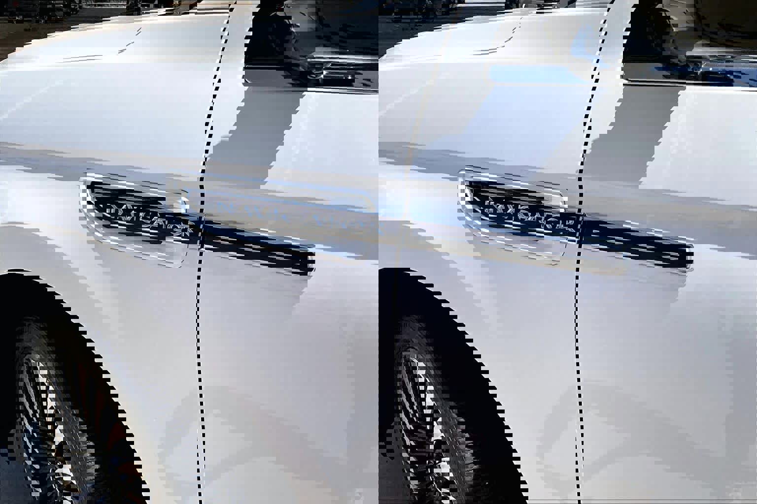 Used 2020 Lincoln Navigator Black Label AWD/4WD image 35