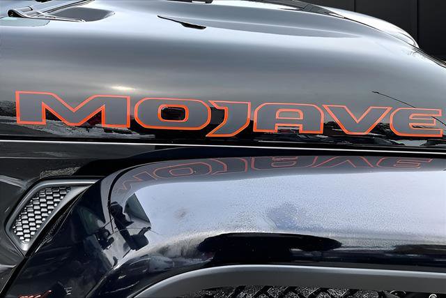 Used 2021 Jeep Gladiator Mojave image 32