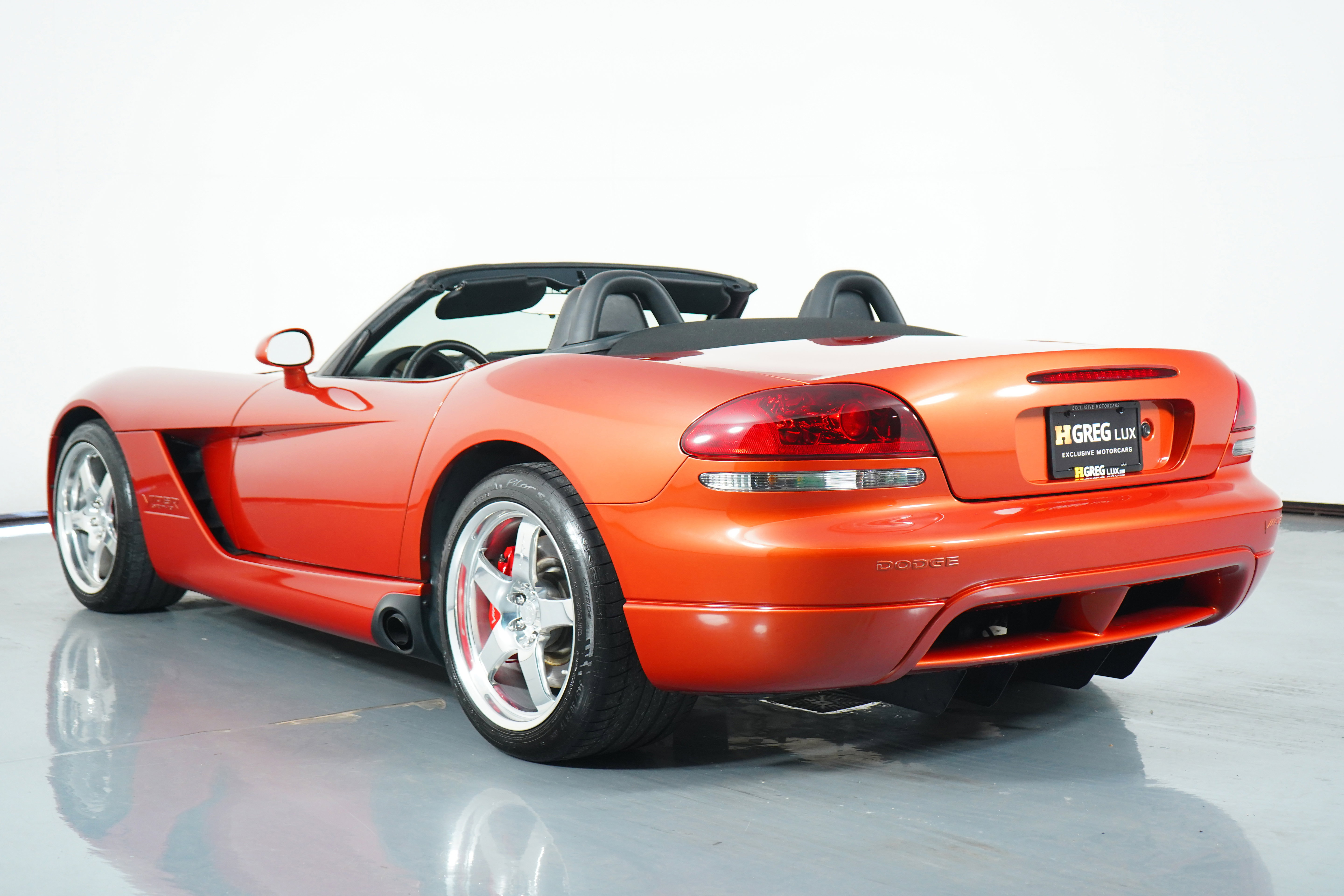 Used 2005 Dodge Viper SRT-10 w/ Copperhead Edition Group image 18