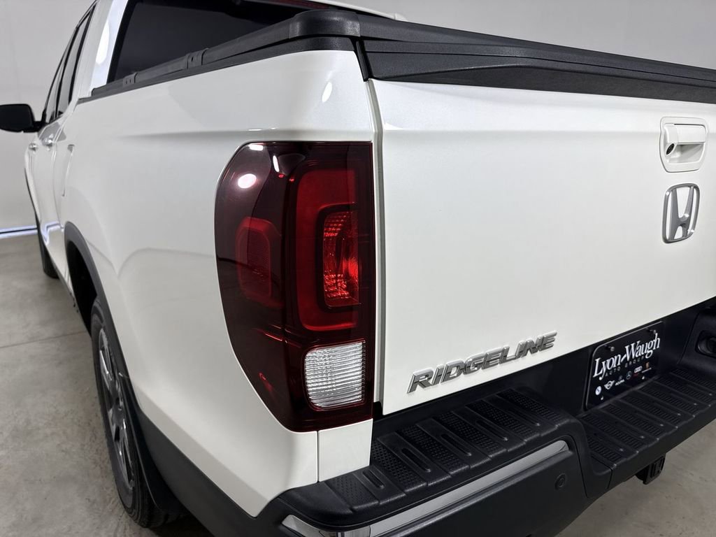 Used 2019 Honda Ridgeline RTL-E image 17