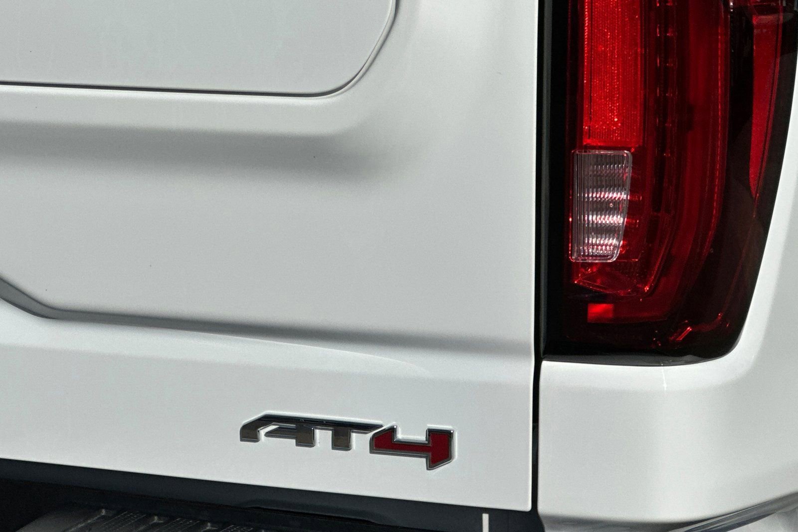Certified 2025 GMC Sierra 1500 AT4 image 27
