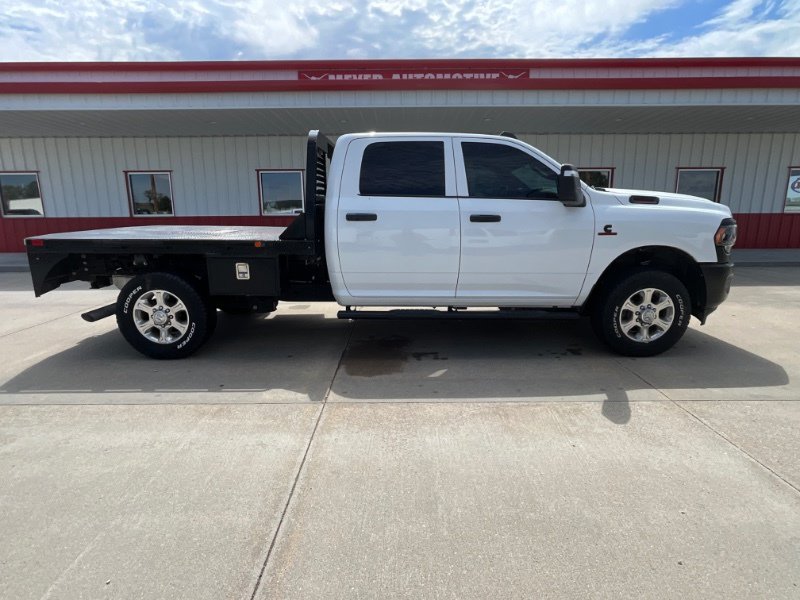 Used 2023 RAM 2500 Tradesman AWD/4WD image 1