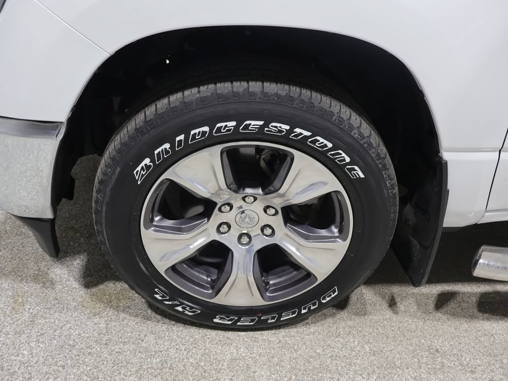Used 2023 RAM 1500 Laramie AWD/4WD image 10