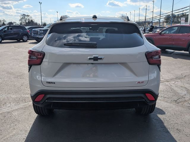 New 2026 Chevrolet Trax RS w/ Sunroof Package image 6
