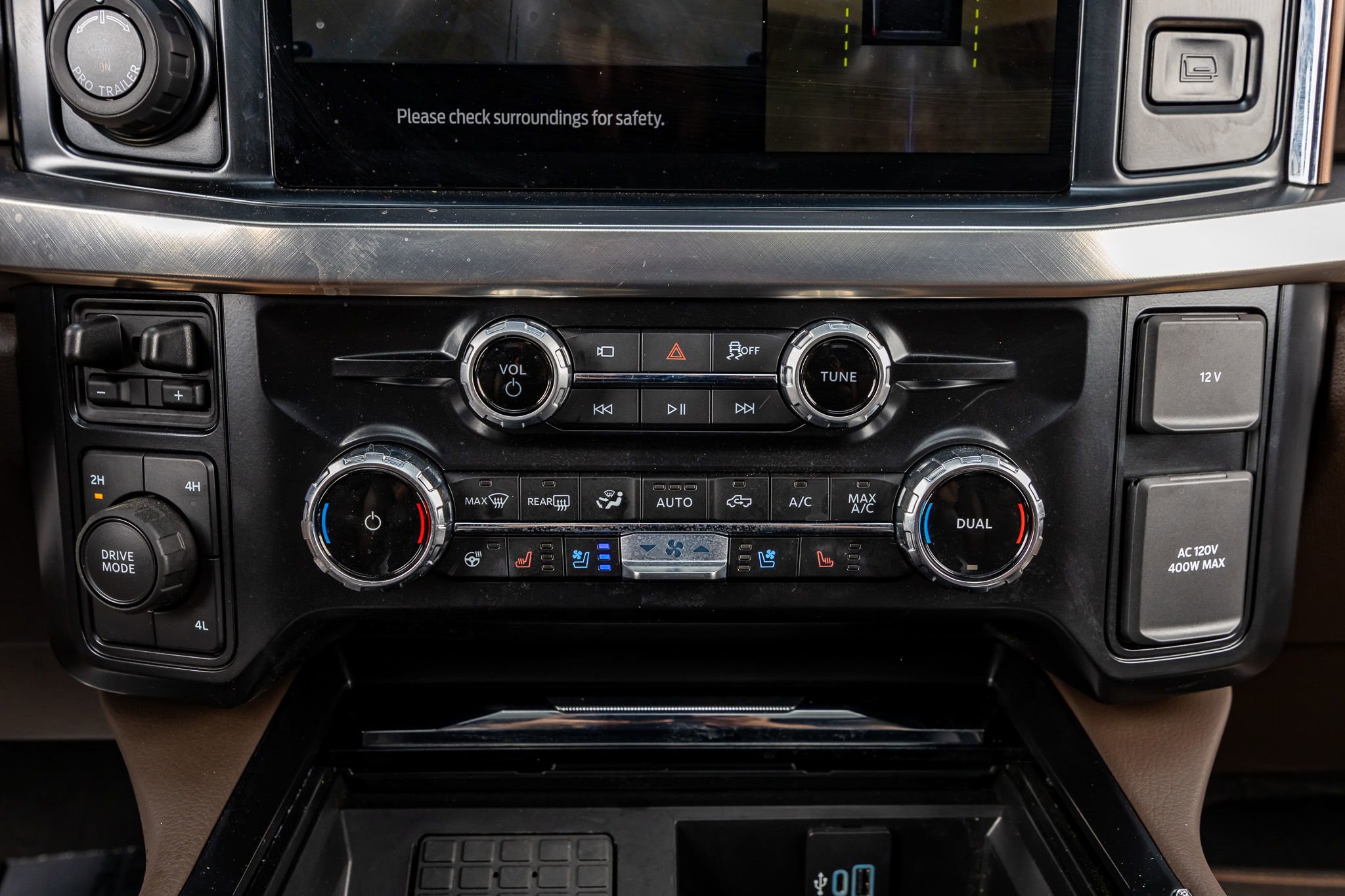 Used 2026 Ford F250 King Ranch w/ Chrome Package image 25