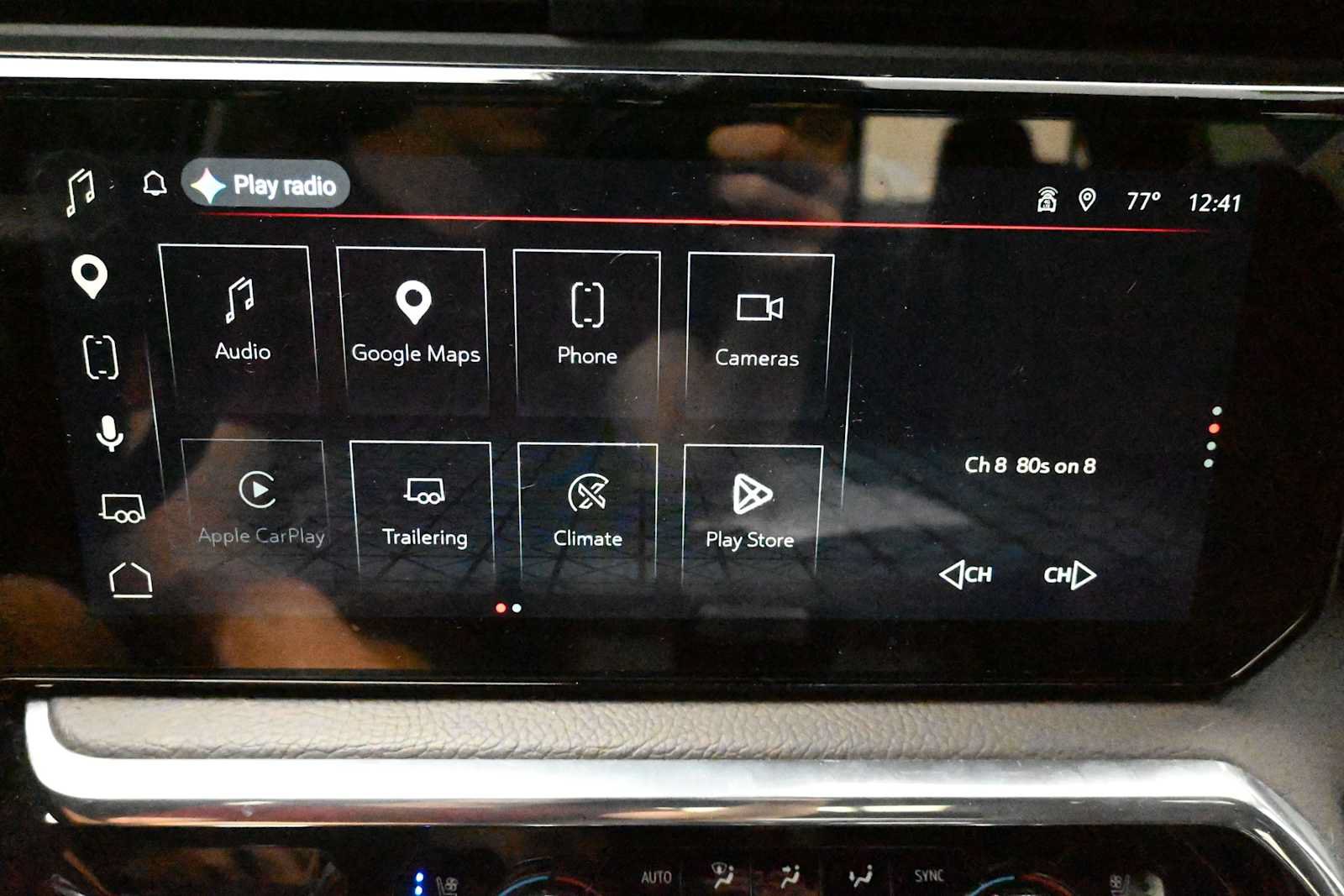 Used 2024 GMC Sierra 2500 Denali w/ Technology Package AWD/4WD image 12