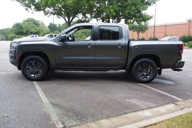 Used 2026 Nissan Frontier SV RWD image 4