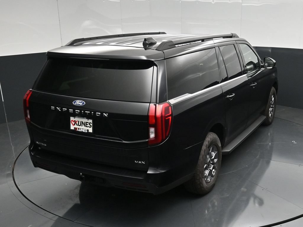 Used 2025 Ford Expedition Max Active AWD/4WD image 38