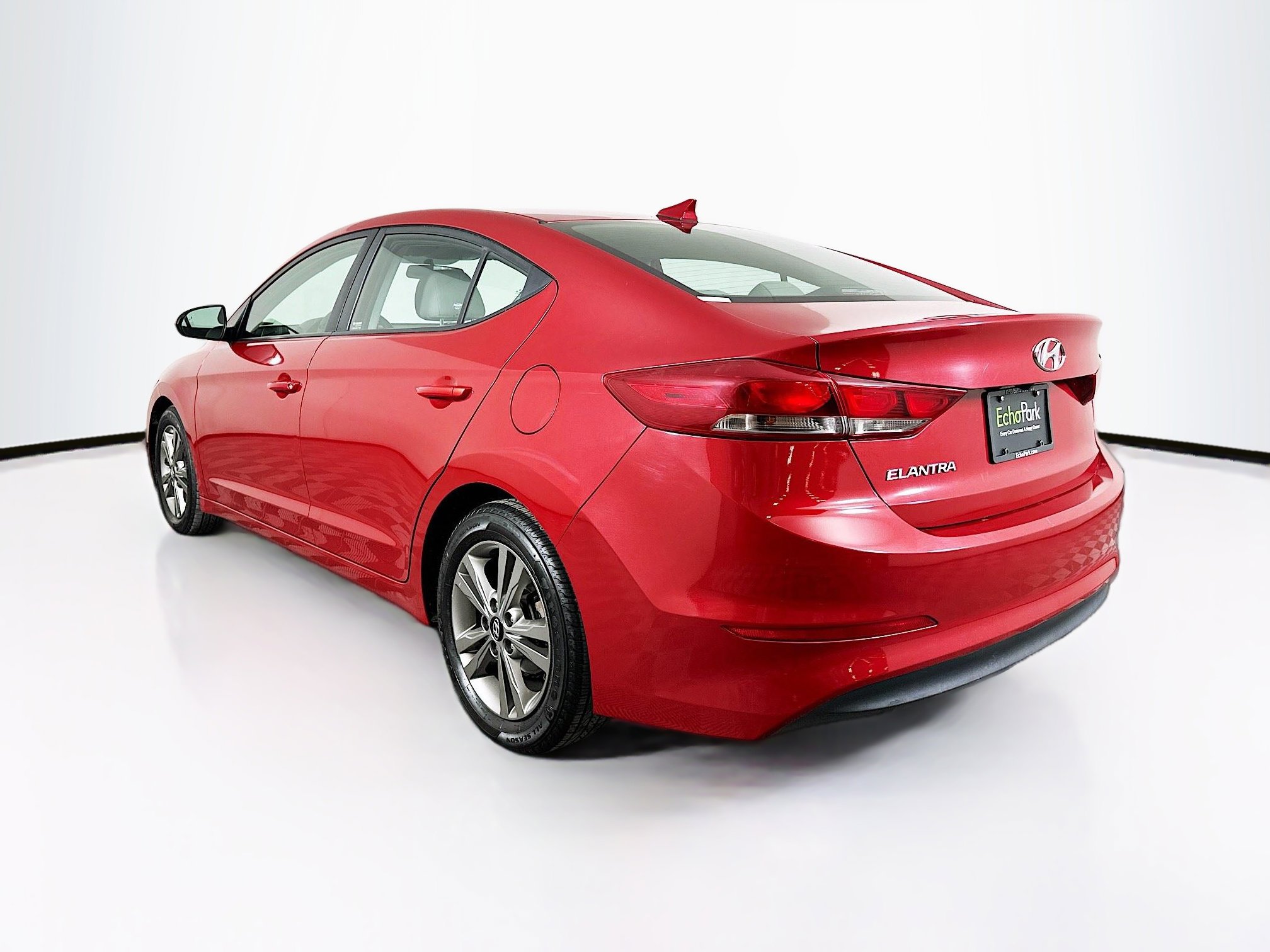 Used 2018 Hyundai Elantra SEL image 5