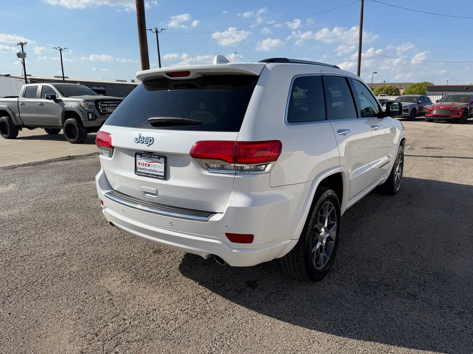 Used 2020 Jeep Grand Cherokee Overland RWD image 7