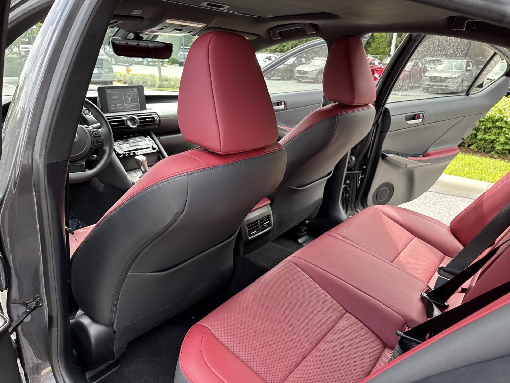 Used 2023 Lexus IS 300 w/ Comfort Package RWD image 34