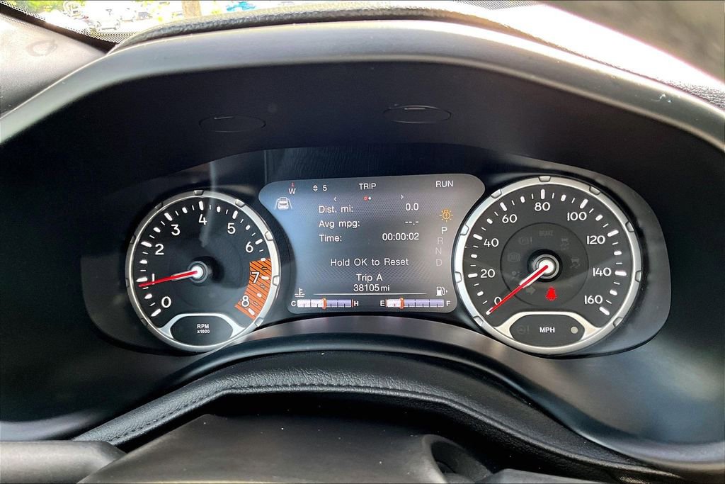 Used 2022 Jeep Renegade Altitude AWD/4WD image 10
