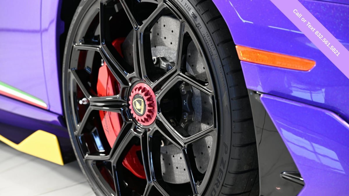 Used 2021 Lamborghini Aventador SVJ AWD/4WD image 46
