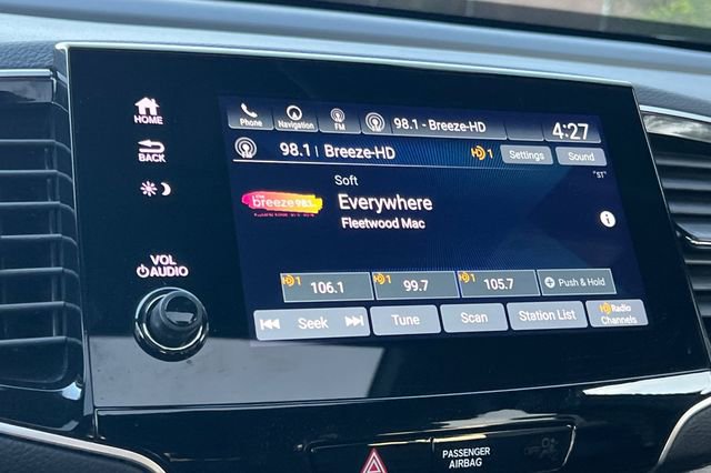 Used 2023 Honda Passport TrailSport image 21