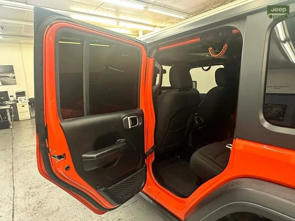 Used 2019 Jeep Wrangler Unlimited Sport S AWD/4WD image 9