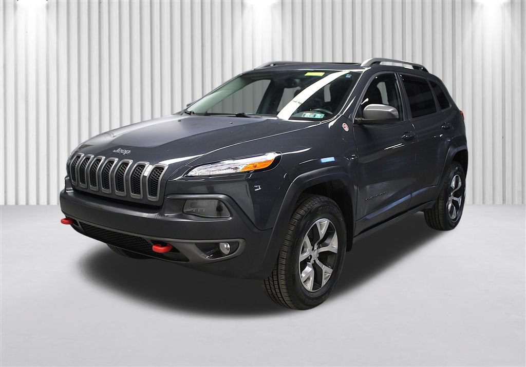 Certified 2017 Jeep Cherokee Trailhawk w/ Comfort/Convenience Group AWD/4WD image 8
