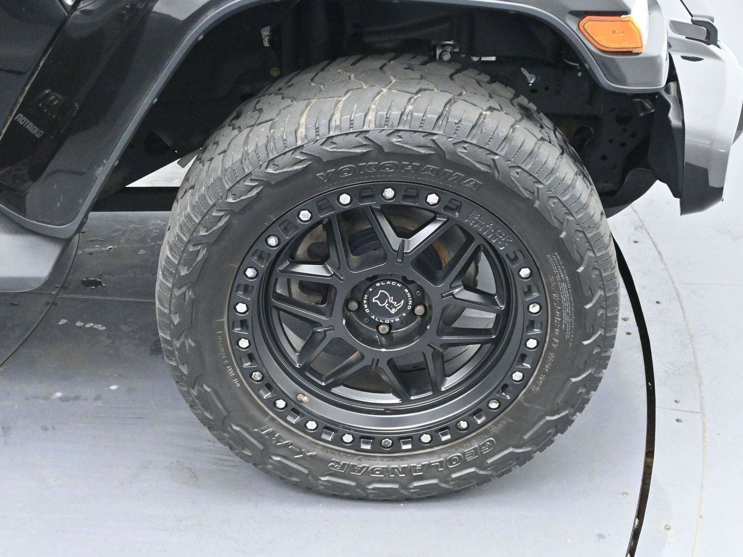 Used 2021 Jeep Gladiator Overland image 33