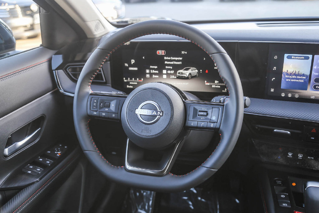 New 2026 Nissan Kicks SR w/ Illumination Package FWD image 16