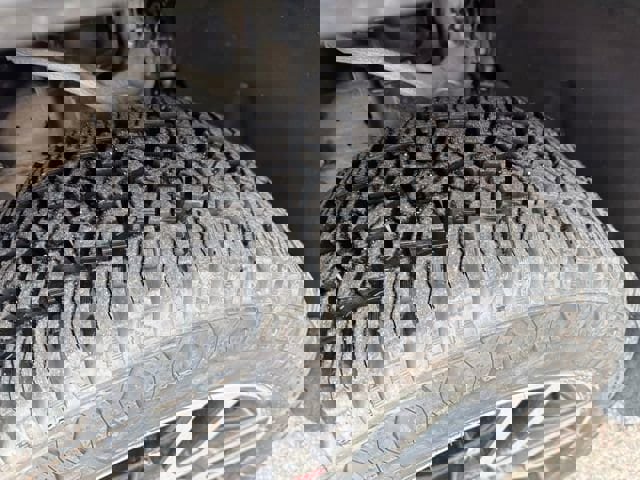 Certified 2024 GMC Sierra 1500 AT4 w/ Technology Package image 28